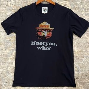 Medium Smokey the Bear T-Shirt